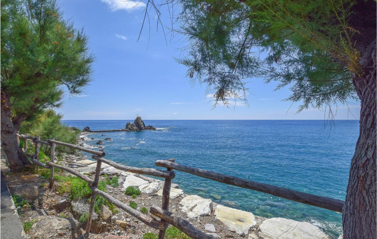 Nice Apartment In Moneglia With House Sea View Buitenkant foto